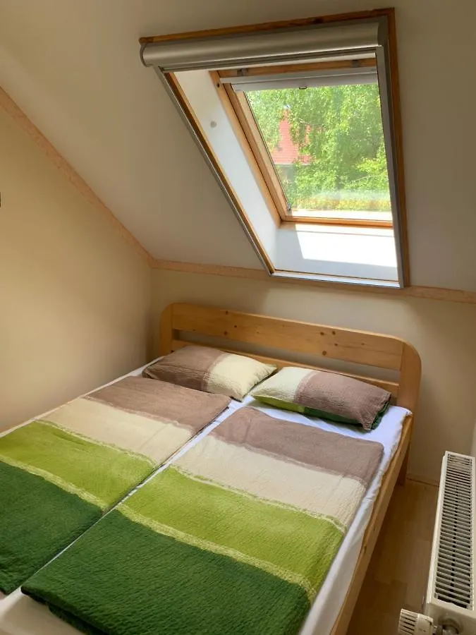 Fenyves Family Rooms And Bungalows Hajduszoboszlo