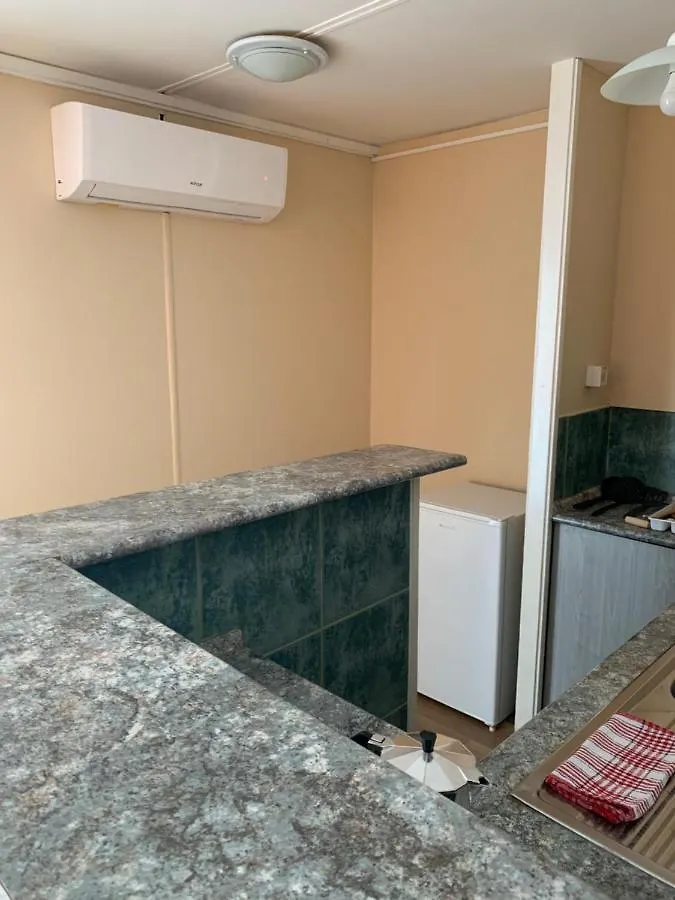 Fenyves Family Rooms And Bungalows Hajduszoboszlo Guest house